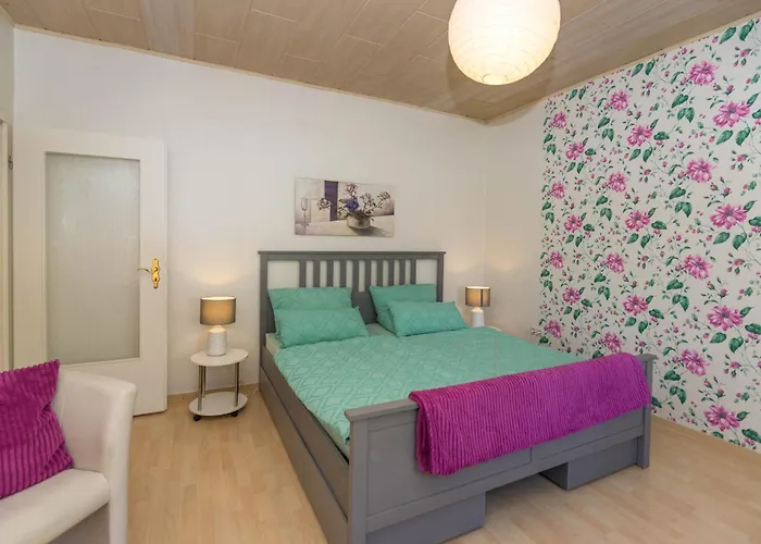 Lägenhet Appartement-weinberg Naumburg (Saale)